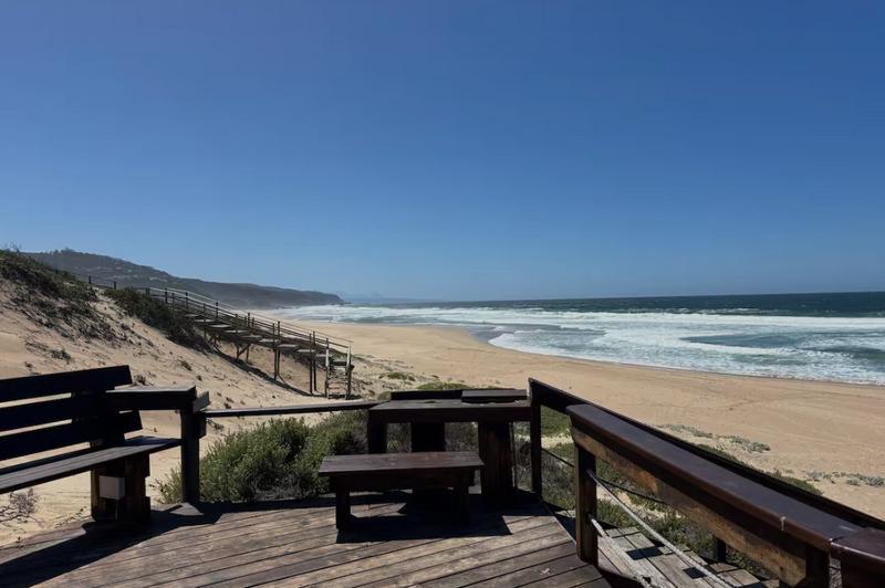 4 Bedroom Property for Sale in Keurboomstrand Western Cape